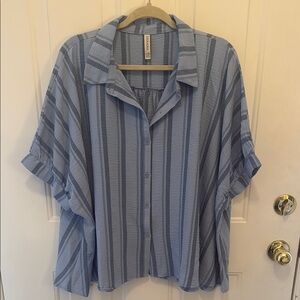 Zenana Outfitters Blue Striped Button Down Shirt